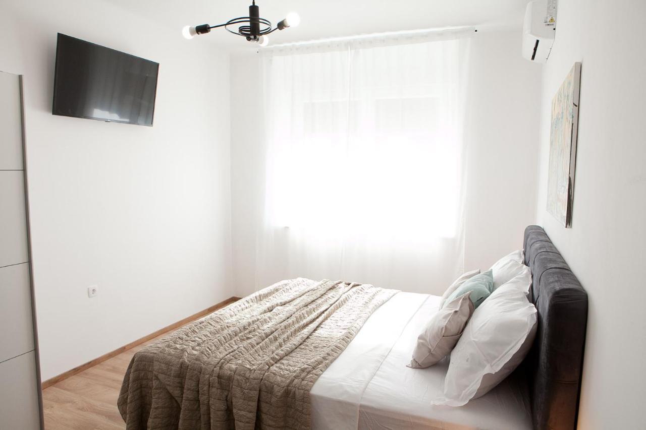 Apartment Mila Zara Esterno foto